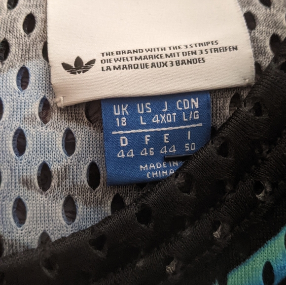 Mary Katrantzou x Adidas‎ - Picture 3 of 3